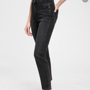 NWT Gap Mom Jeans